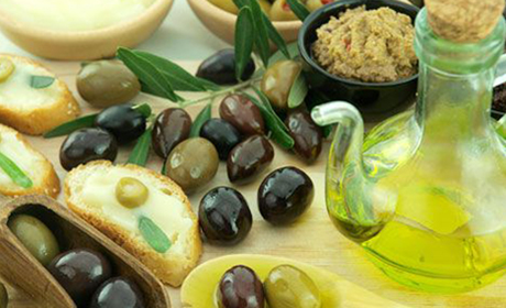 Оливковое масло: описание свойств и качеств