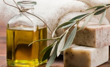 Подходит ли оливковое масло для массажа?