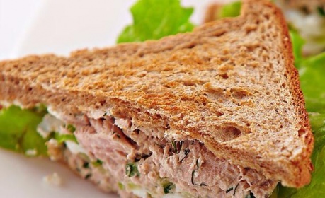 Сэндвич с тунцовым салатом